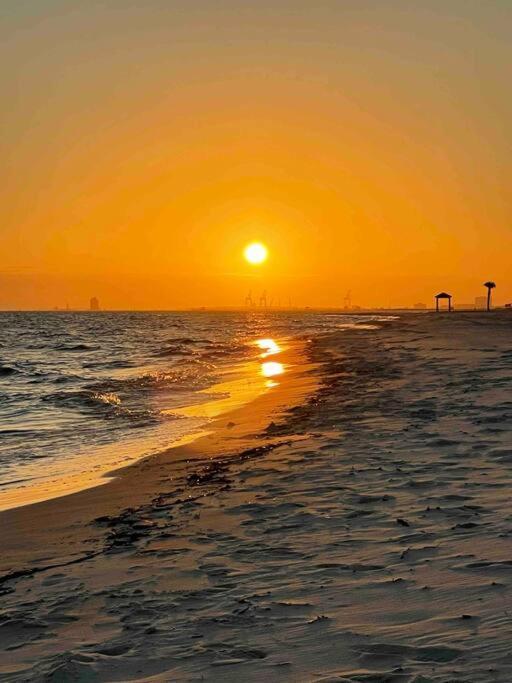 Feels Like Home Escape, 1/2 Mile To Beach กัลฟ์พอร์ต ภายนอก รูปภาพ